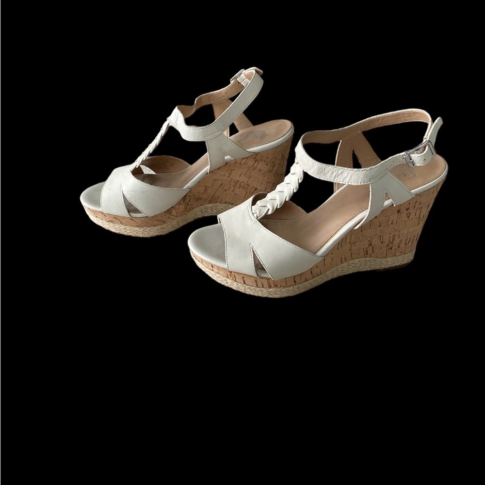 Franco Sarto wedge sandals size 7 cream